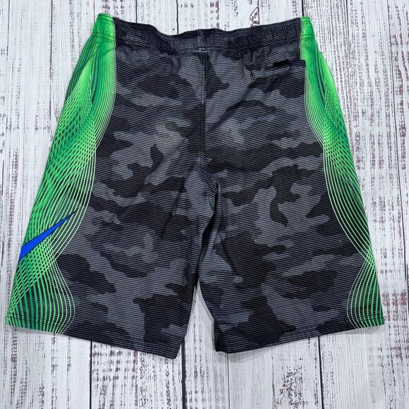 Nike Boys XL Camo Athletic Shorts Gray Green Blue Swoosh - Picture 2 of 7
